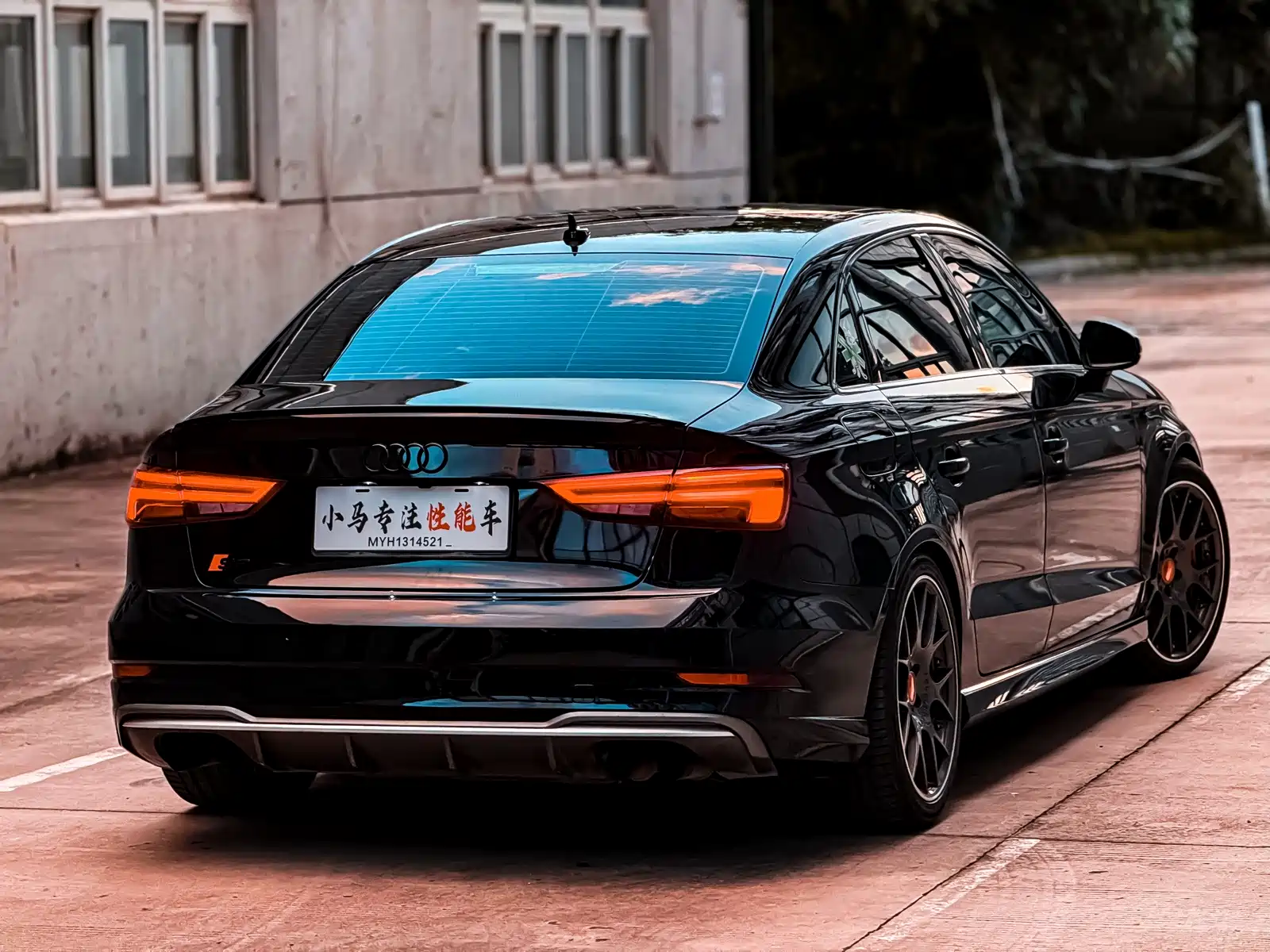 Фото 15 - Audi S3