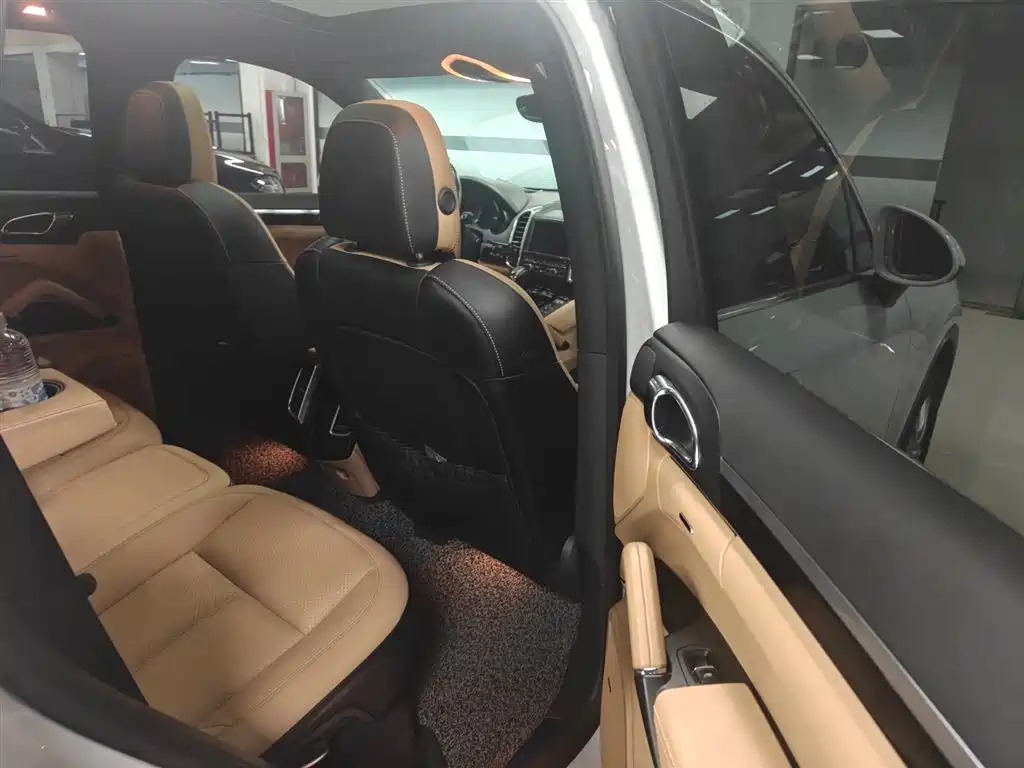 Porsche Cayenne 2015 Cayenne 3.0T фото 8