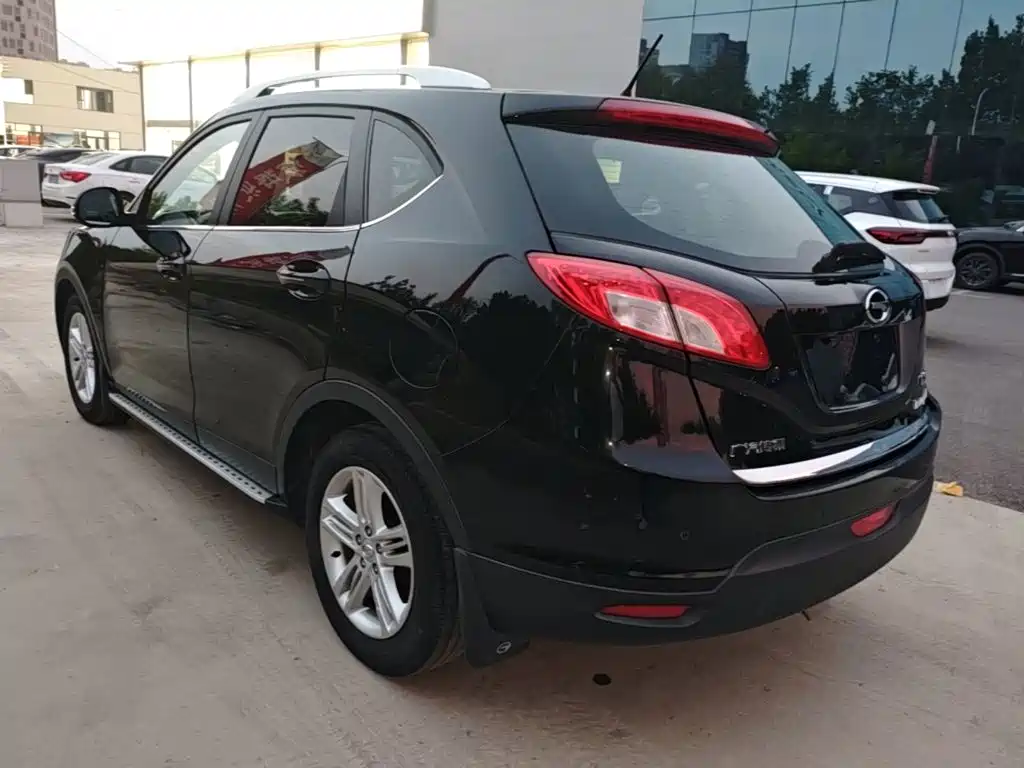 GAC Trumpchi Trumpchi GS5 2015 2014 2.0L Automatic 2WD Premium Edition