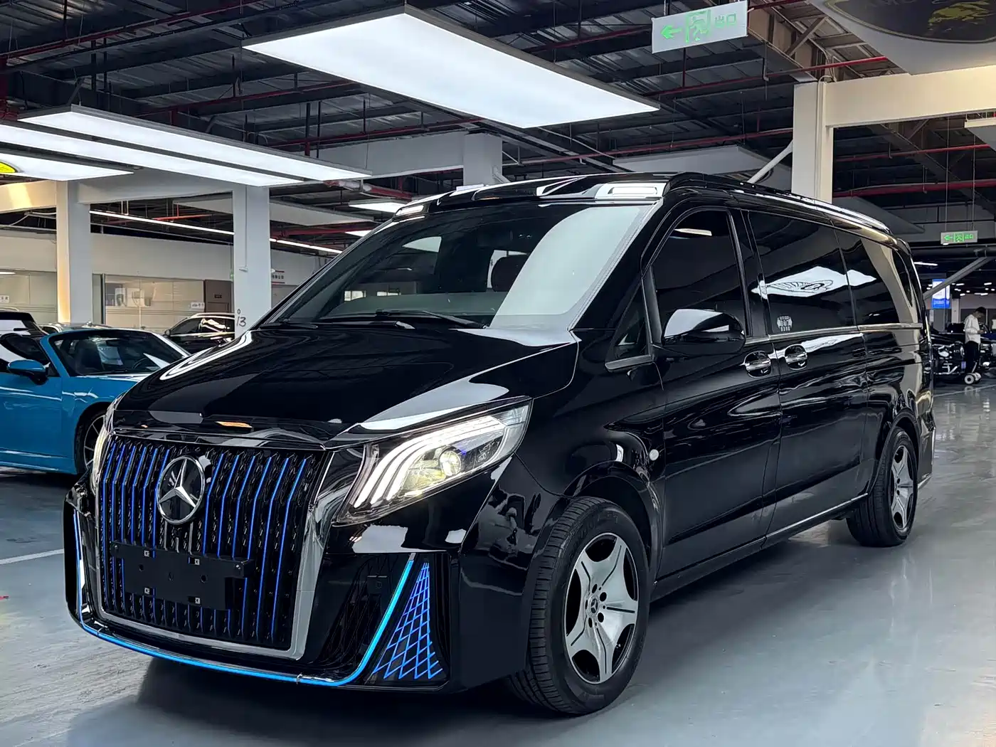 Mercedes-Benz Vito 2021 2.0T Business Edition 7-seater