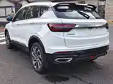 Фото 10 - Geely Coolray