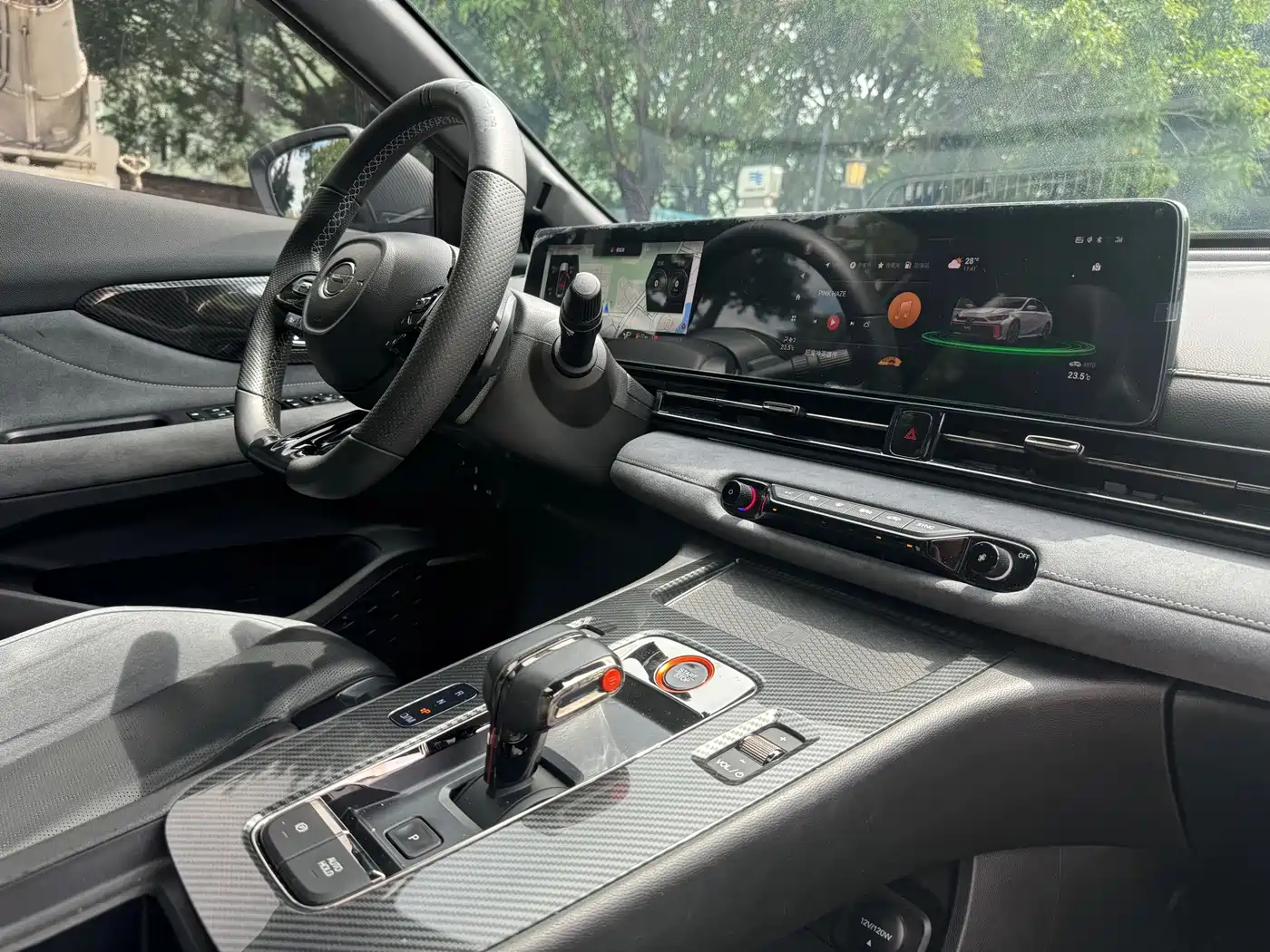 GAC Trumpchi Trumpchi Emkoo 2023 2023 400T Auto R MAX