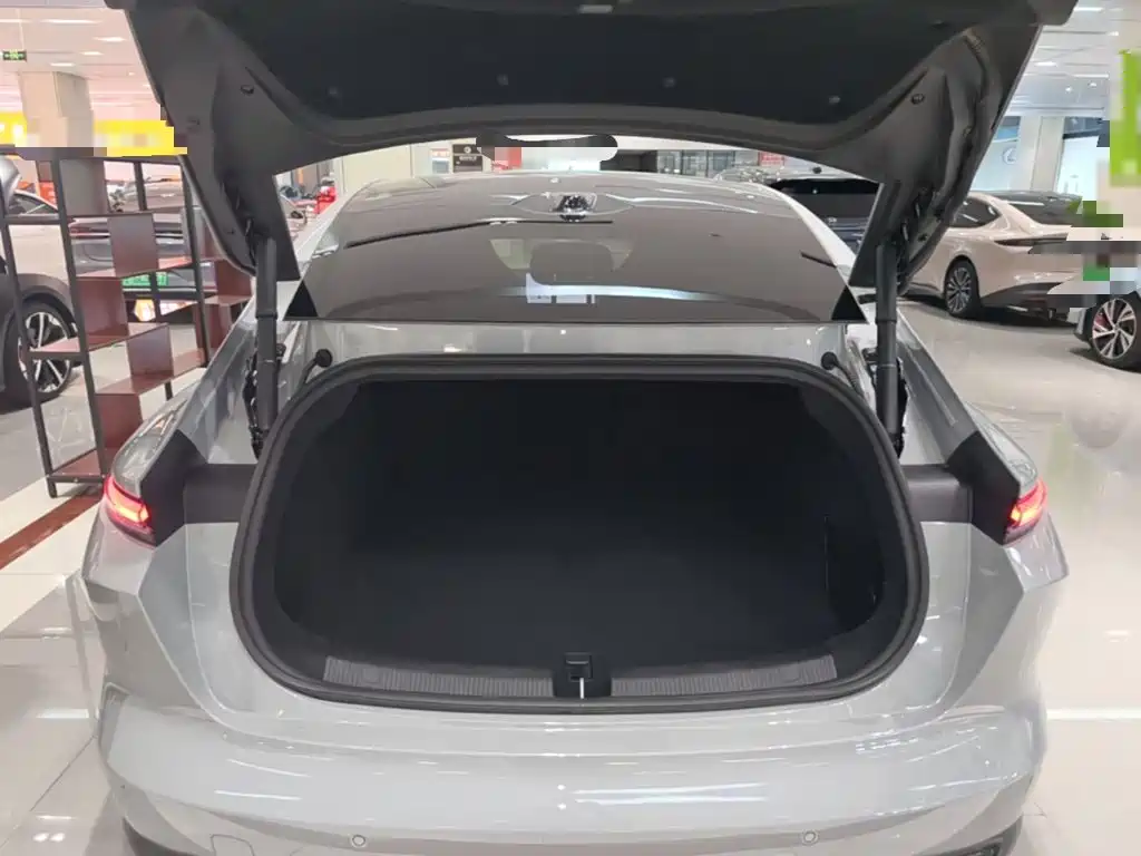 NIO ET5 2025 2025 75kWh