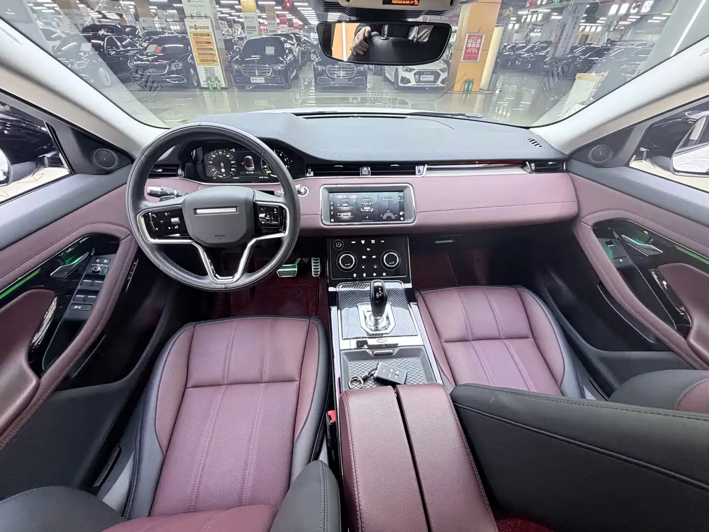 Land Rover Range Rover Evoque New Energy 2022 2022 Range Rover Evoque L P300e Plug-in Hybrid