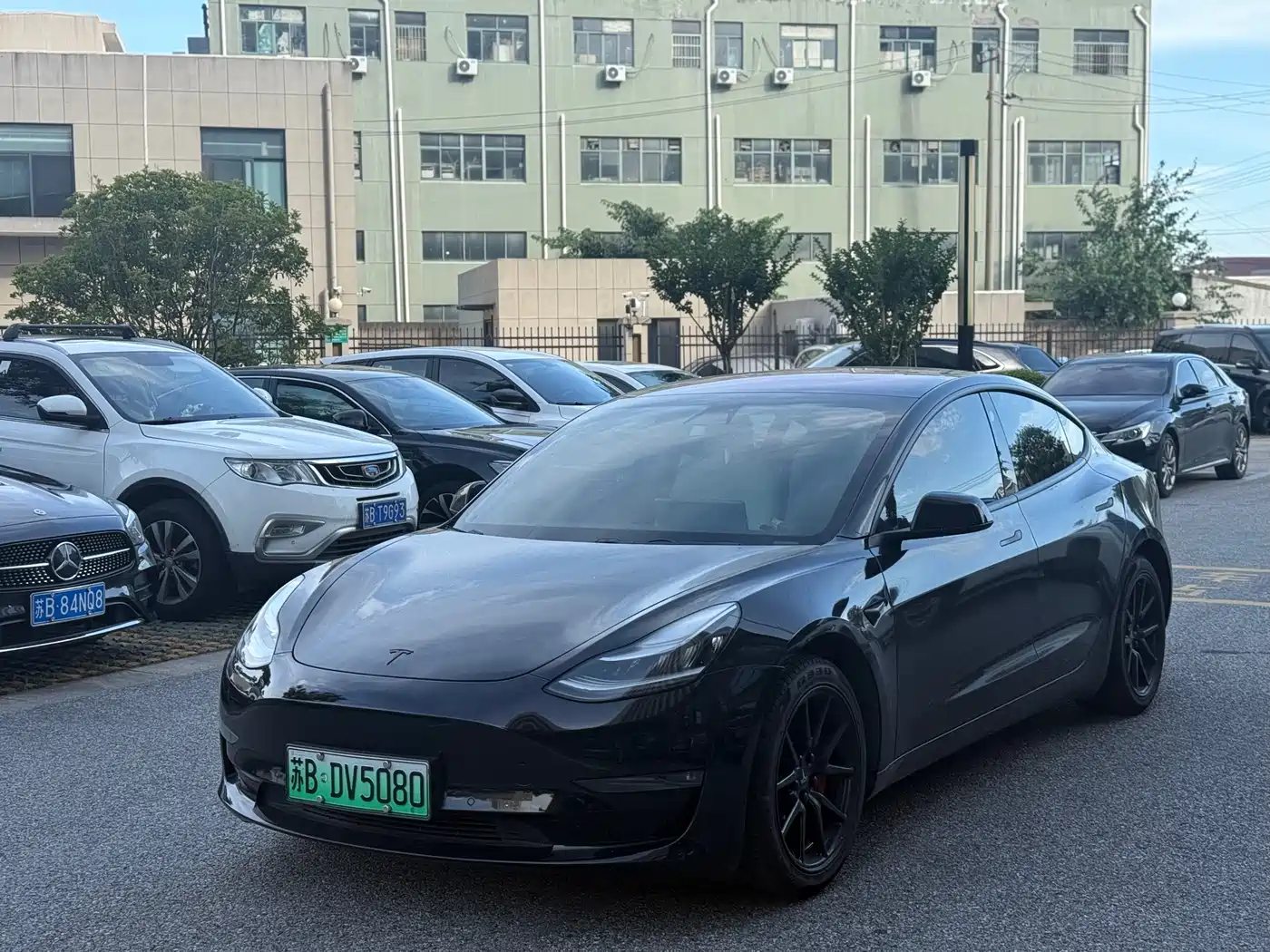 Tesla Model 3 (Import) 2019 2019 Long Range All-Wheel Drive Edition