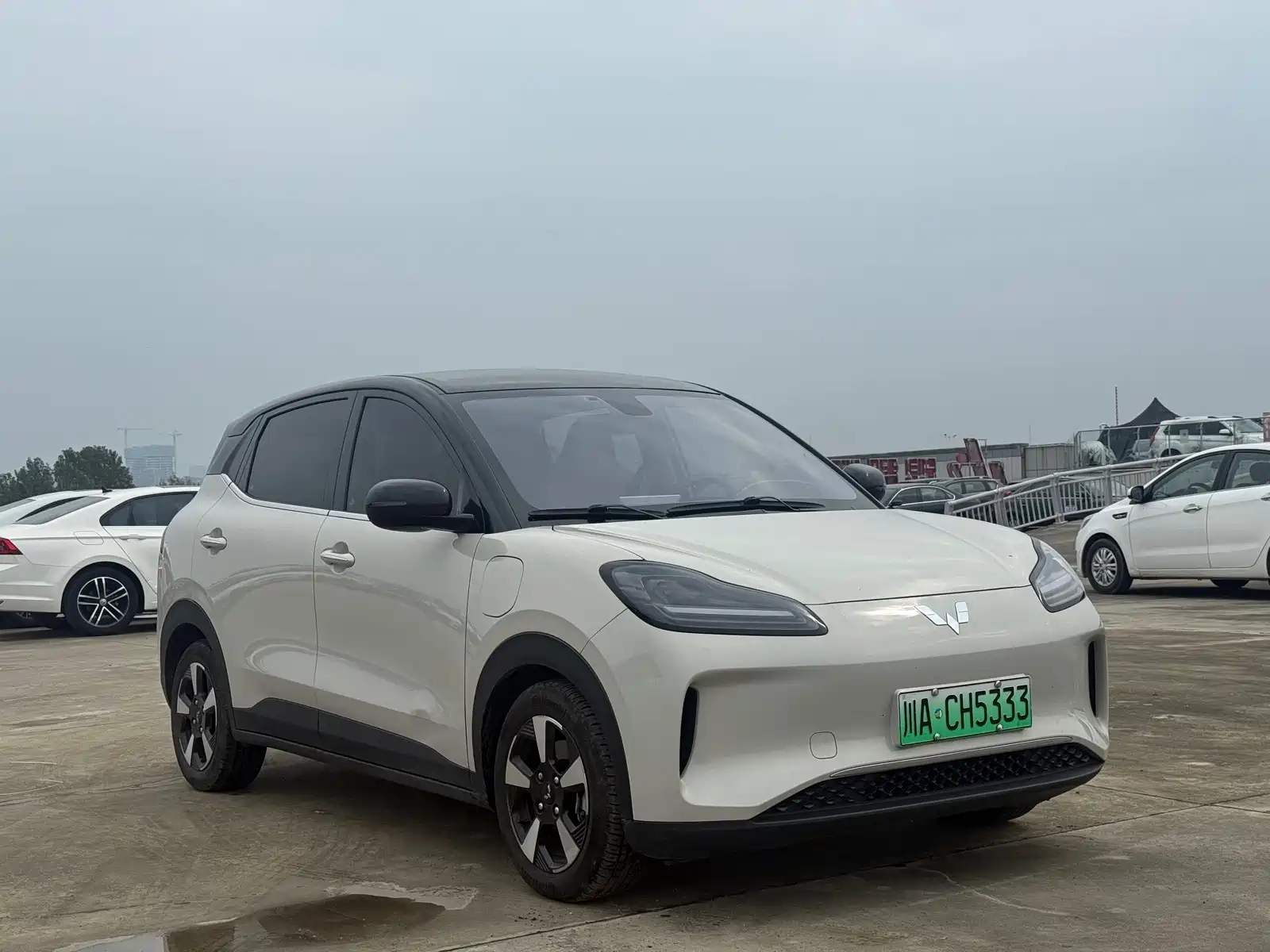 Photo 3 - Wuling Motors Wuling Binguo PLUS