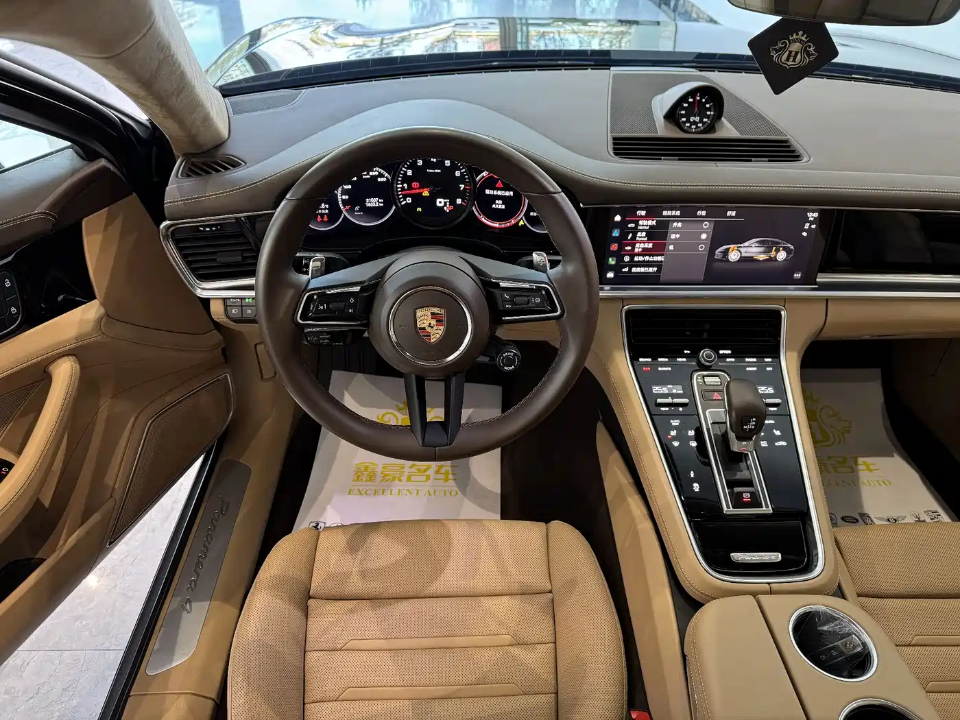 Porsche Panamera 2023 Panamera 4 Executive Long Wheelbase 2.9T фото 8