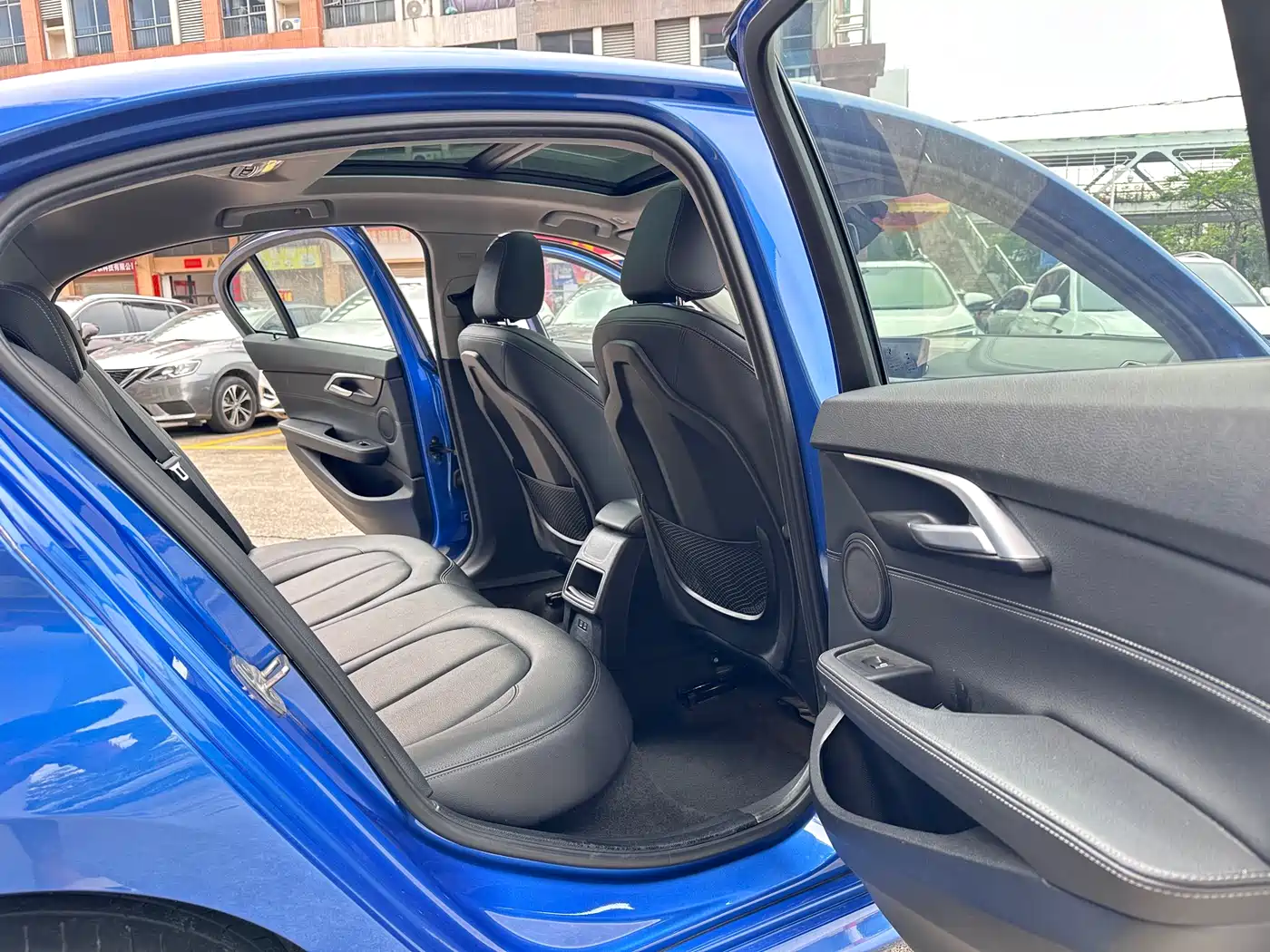 BMW 1 Series 2020 Model 120i M Sport Package фото 9