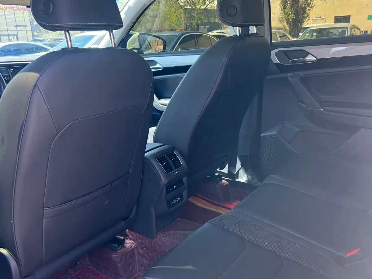 Volkswagen Tayron 2019 330TSI 2WD Luxury China VI фото 5