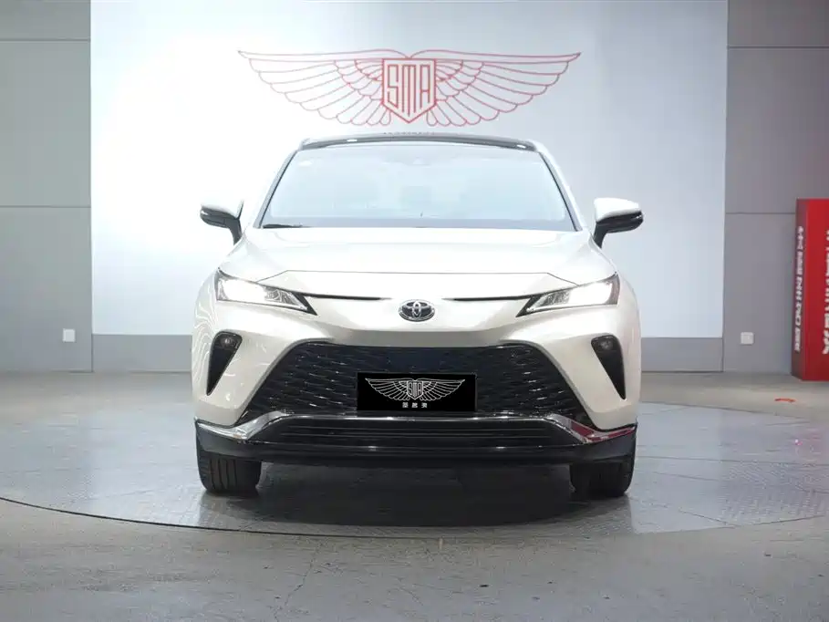 Toyota Venza 2023 2.0L CVT FWD Luxury фото 2