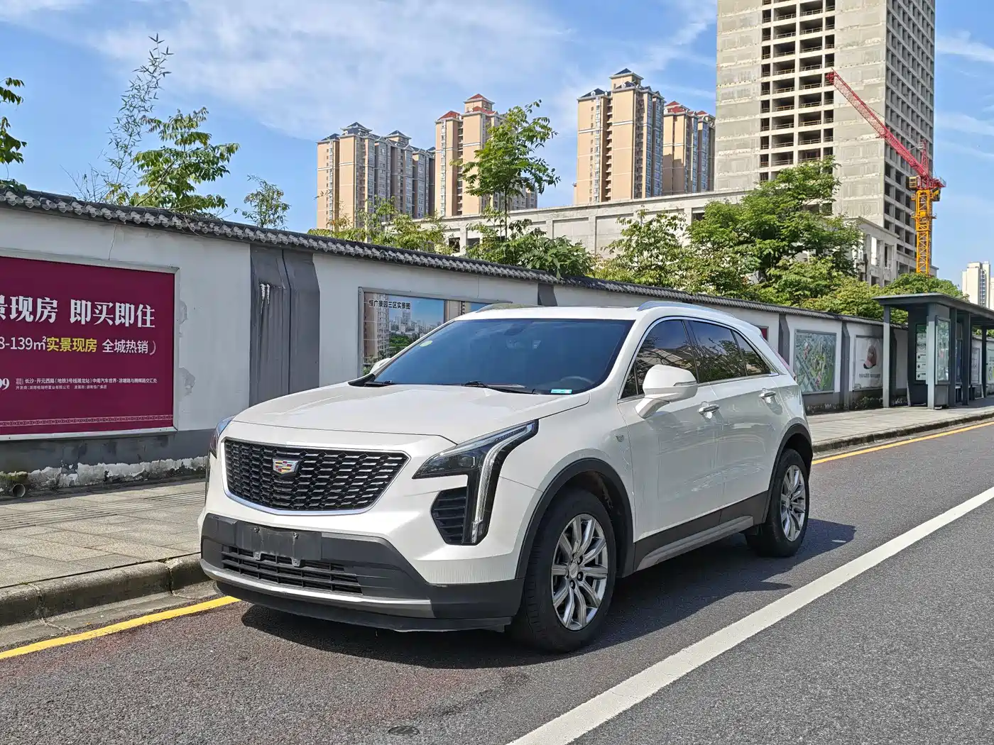 Cadillac XT4 2018 28T FWD Leading Edition