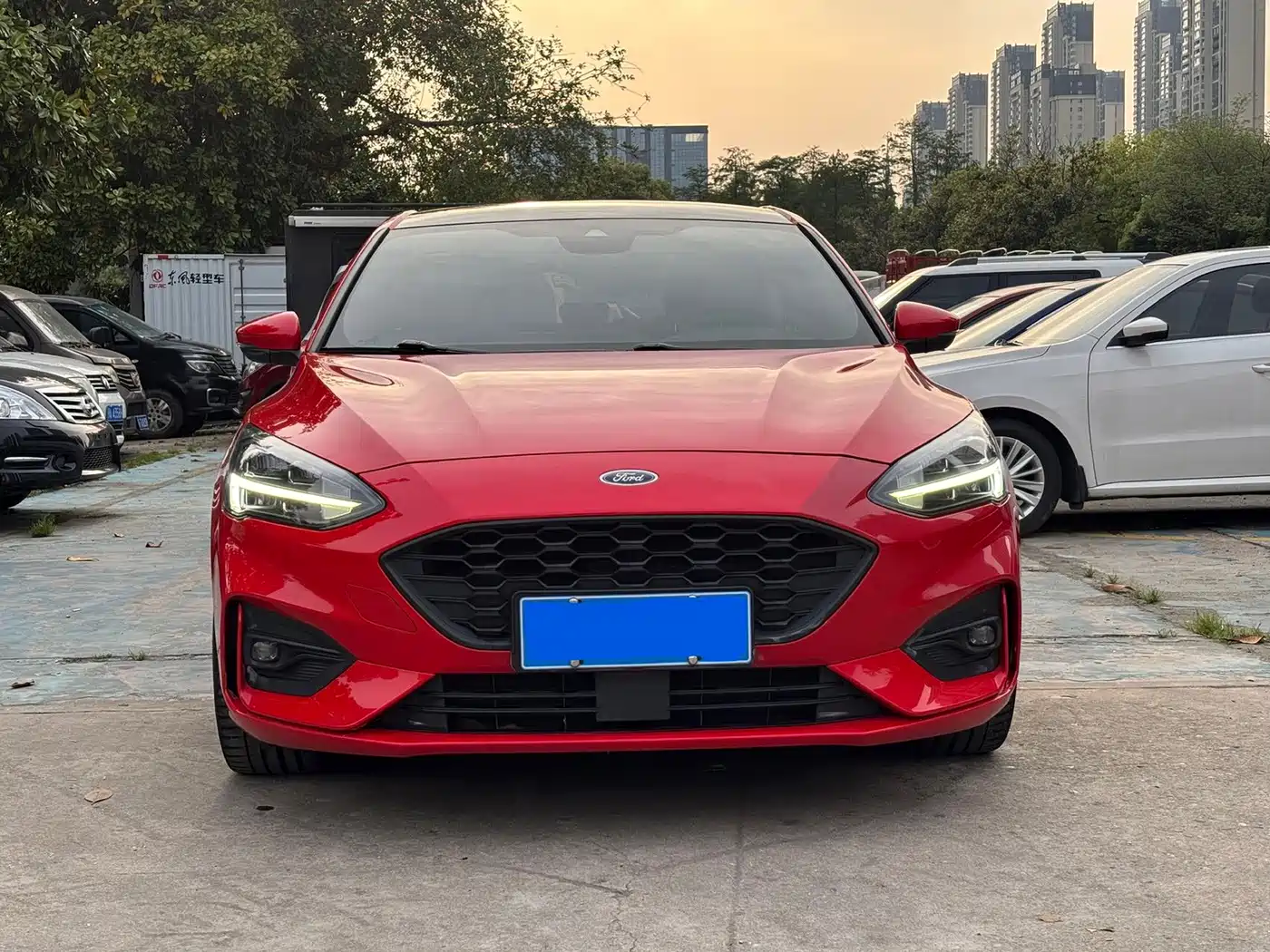 Фото 2 - Ford Focus