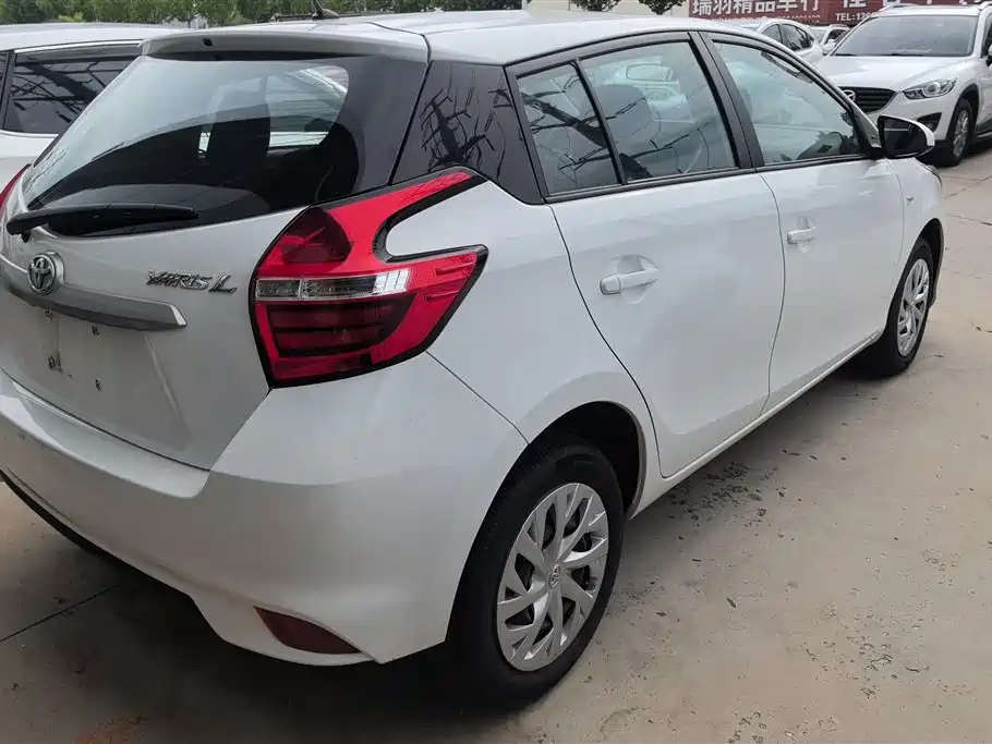 Toyota YARiS L Zhi Xuan 2019 1.5E CVT MeiDong Edition China VI фото 3