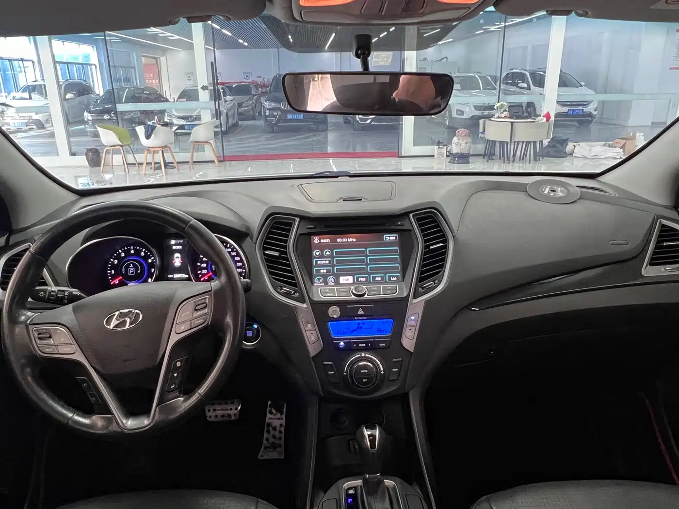 Hyundai Santa Fe 2013 Model 2.4L Automatic 2WD Smart фото 12