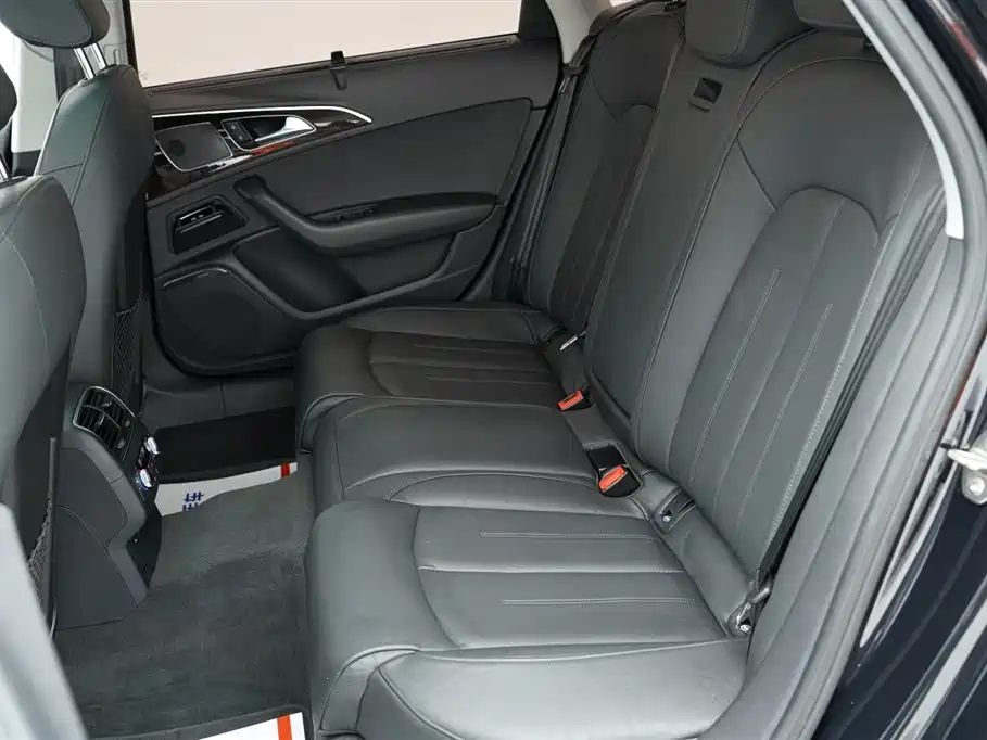 Audi A6L 2012 30 FSI Luxury фото 14