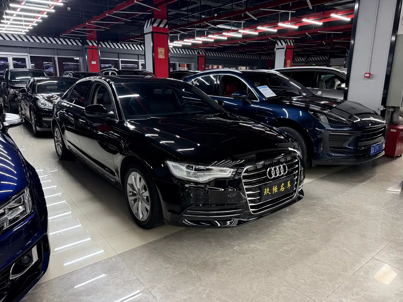Photo 1 - Audi A6L