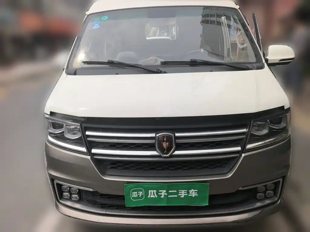 Jinbei New Hiace S 2024 2023 1.5L Fortune Van 2/5-seater AC Version SWC15M
