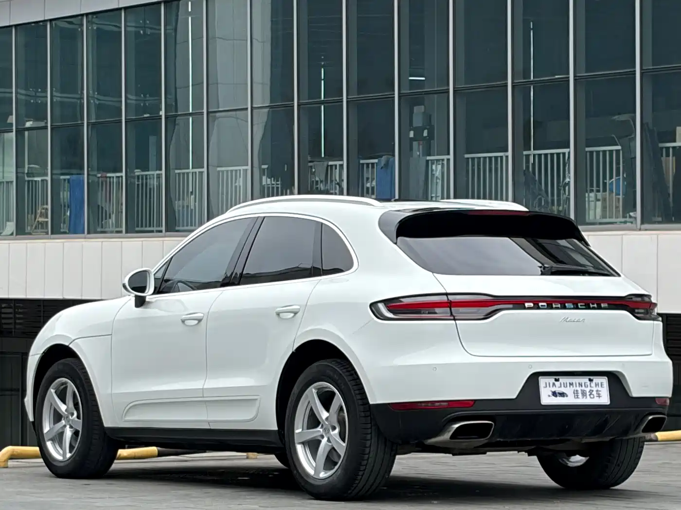 Porsche Macan 2018 Macan 2.0T фото 5