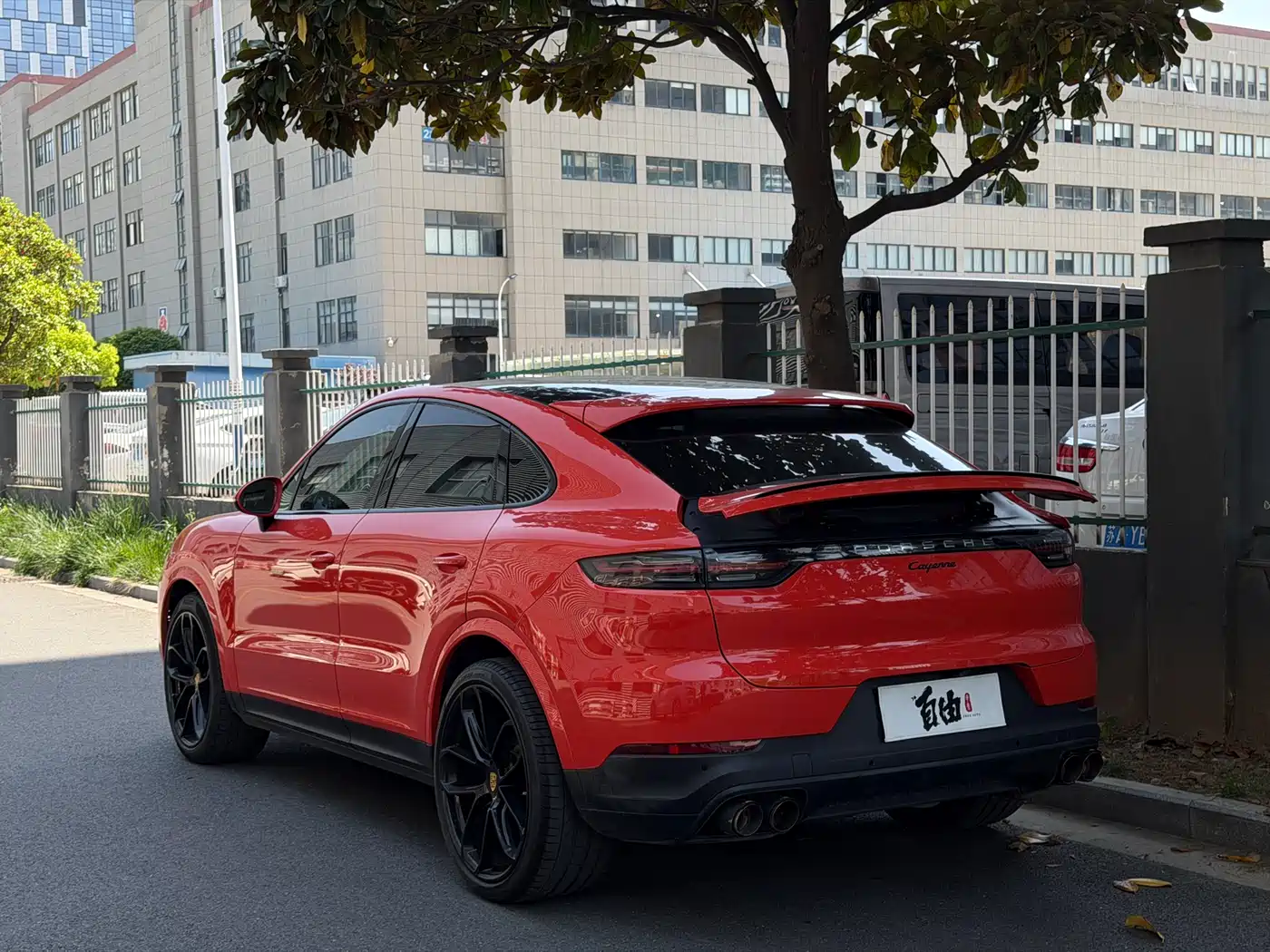 Porsche Cayenne 2019 Cayenne Coupé 3.0T фото 4
