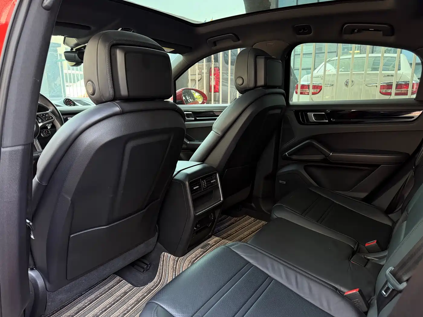 Porsche Cayenne 2019 Cayenne Coupé 3.0T фото 9