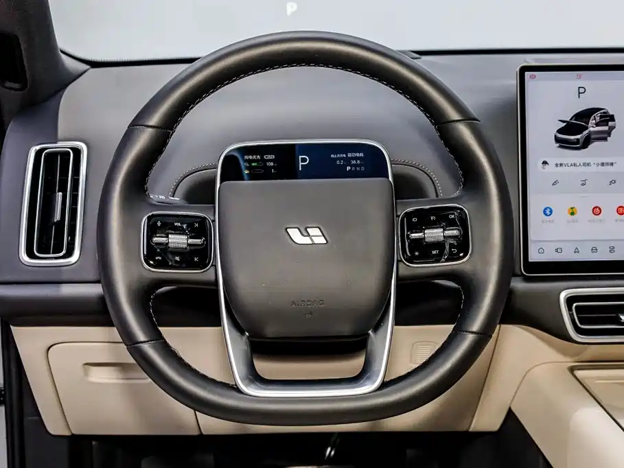 Li Auto L8 2025 2025 Ultra Smart Renewal Edition
