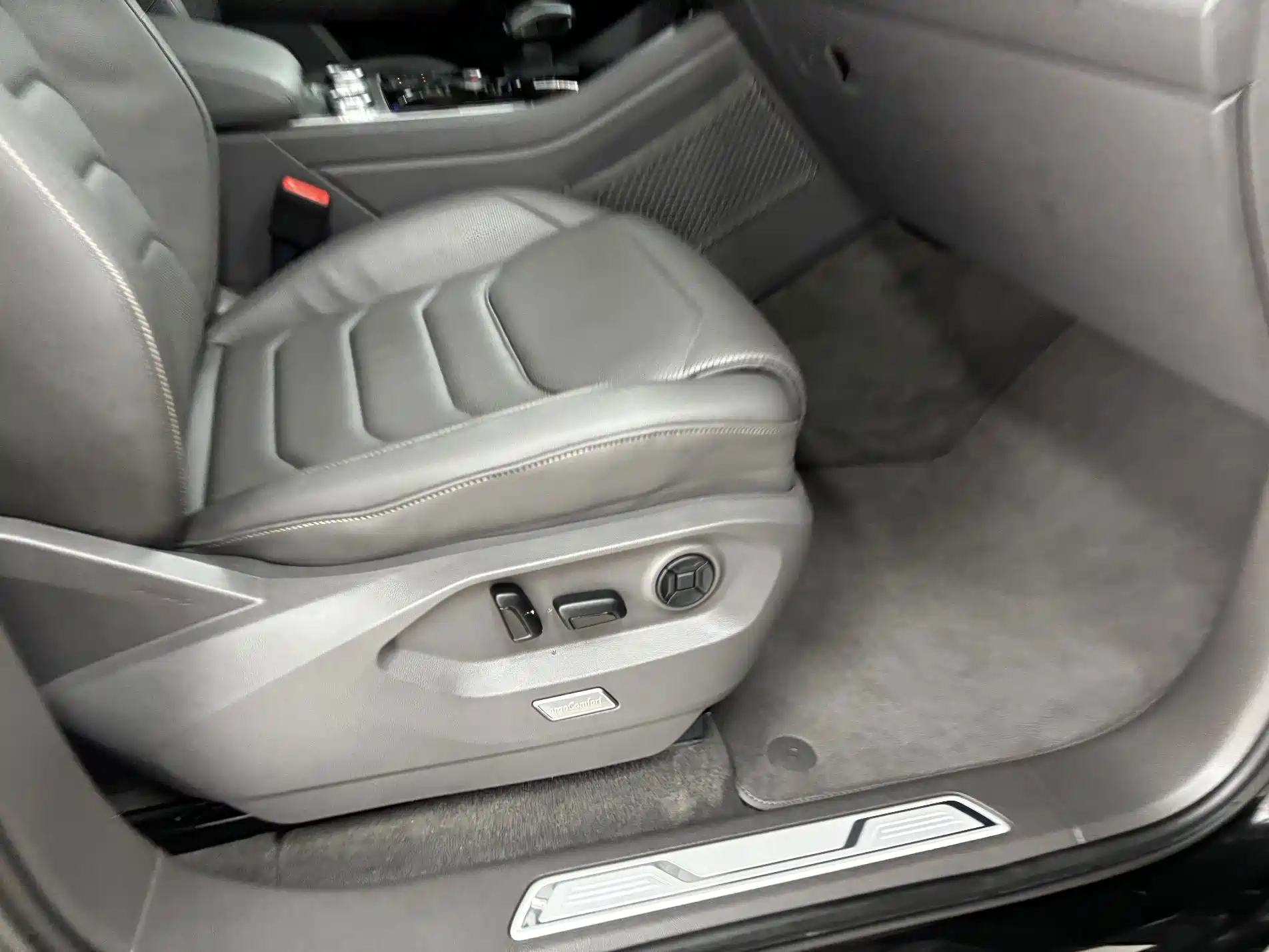 Photo 26 - Volkswagen Touareg