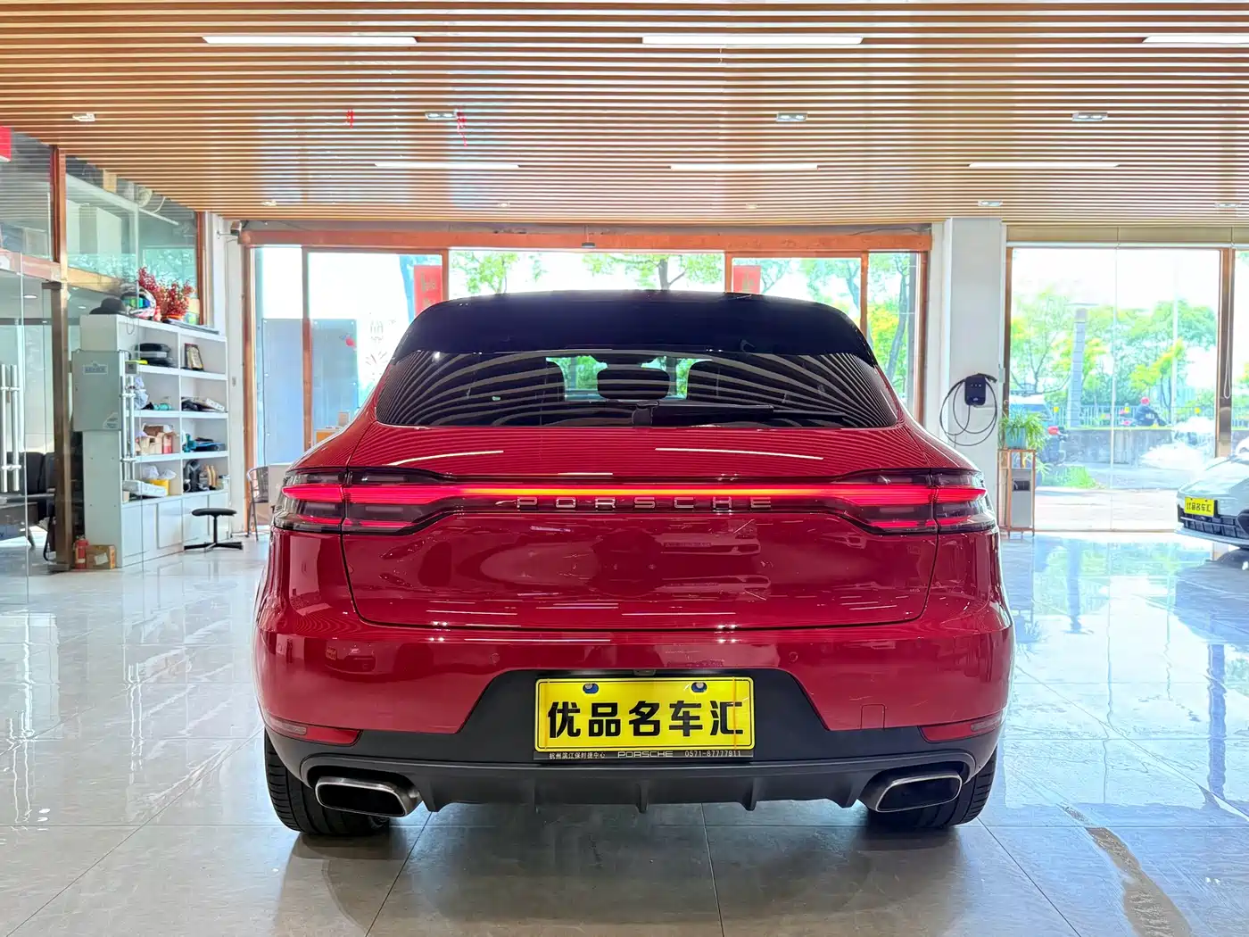 Porsche Macan 2018 Macan 2.0T фото 5