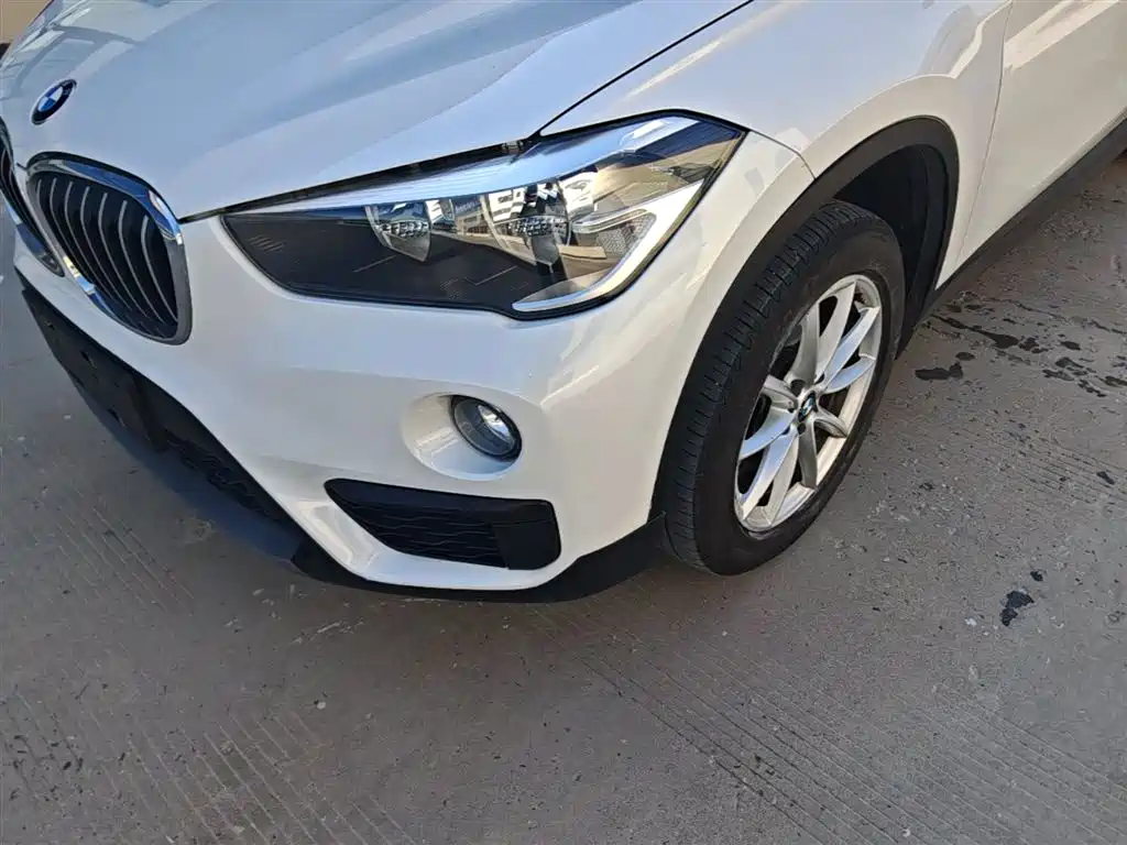 BMW X1 2019 sDrive18Li Fashion Model фото 24