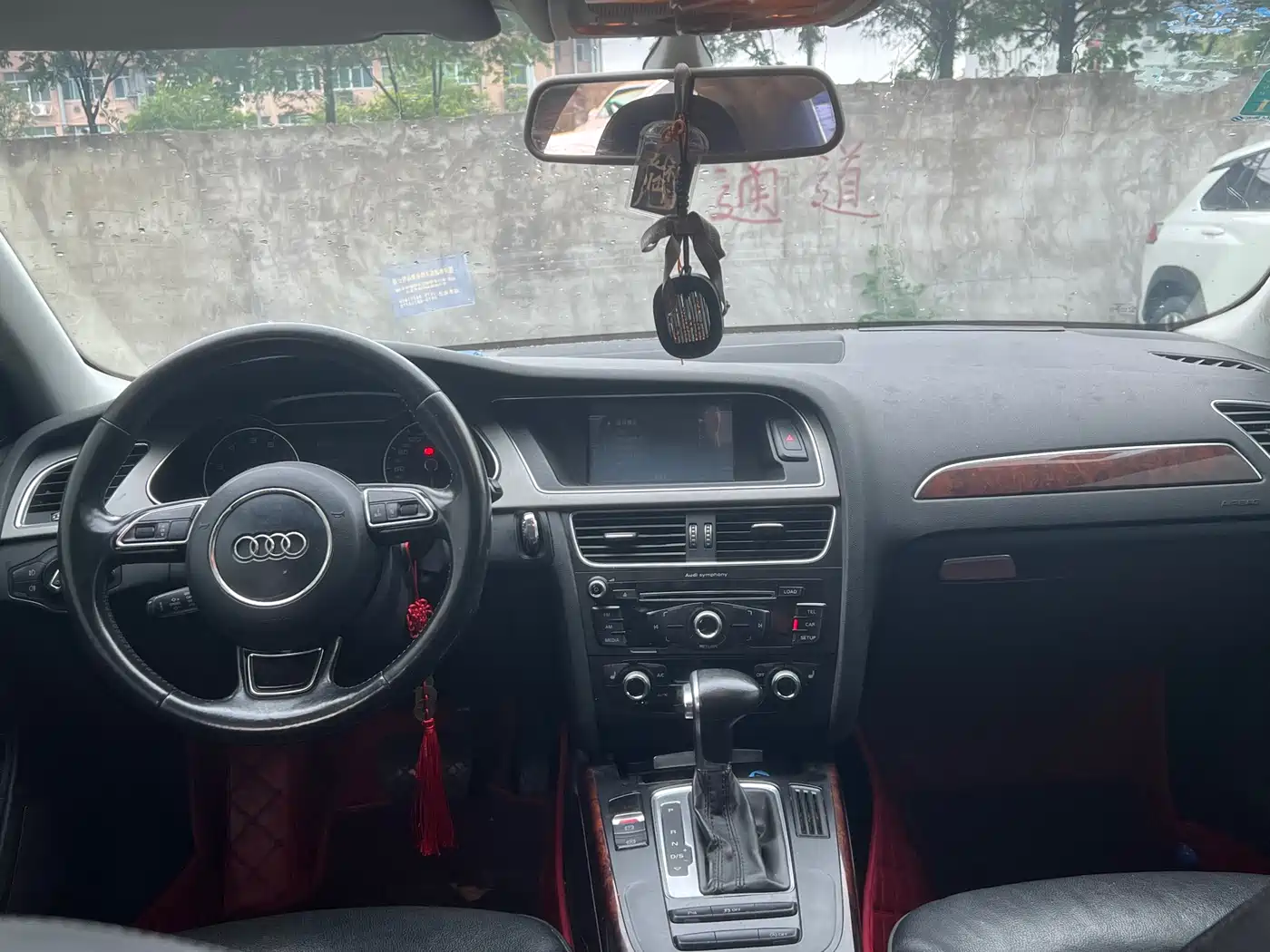 Audi A4L 2015 35 TFSI Auto Comfort фото 5