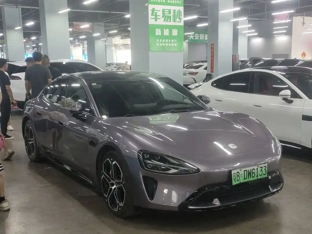 Xiaomi SU7 2024
