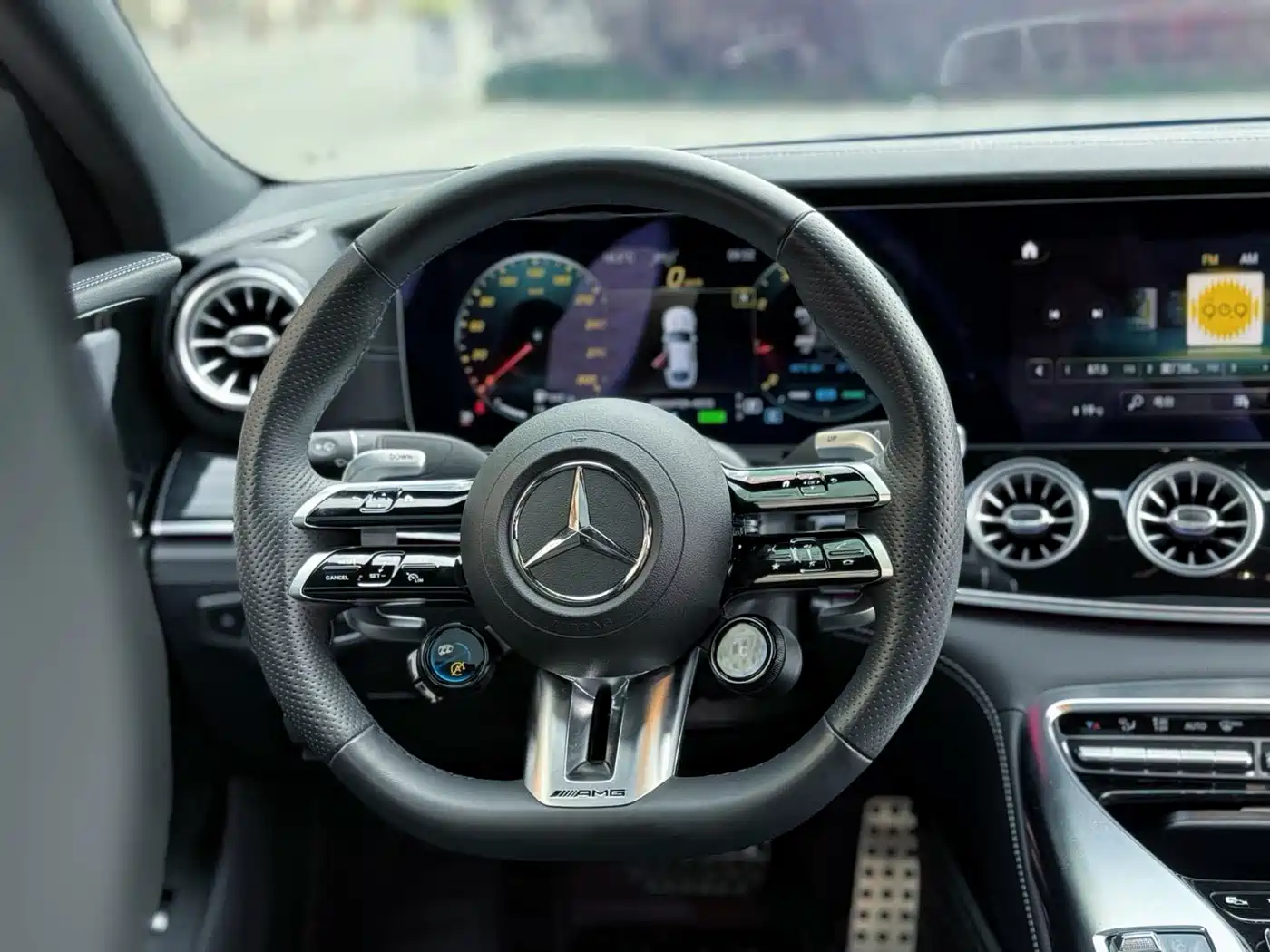 MERCEDES-BENZ AMG GT