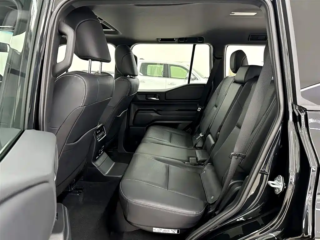 Toyota Prado 2025 2.4T All-round TX Edition 5-seater фото 8