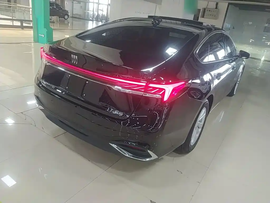 Buick LaCrosse 2024 2023 Facelift 25T Overland Edition
