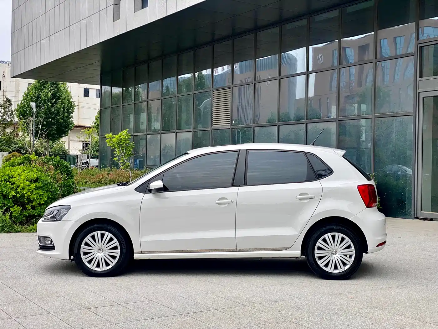 Volkswagen Polo 2018 1.5L Auto Comfort фото 10