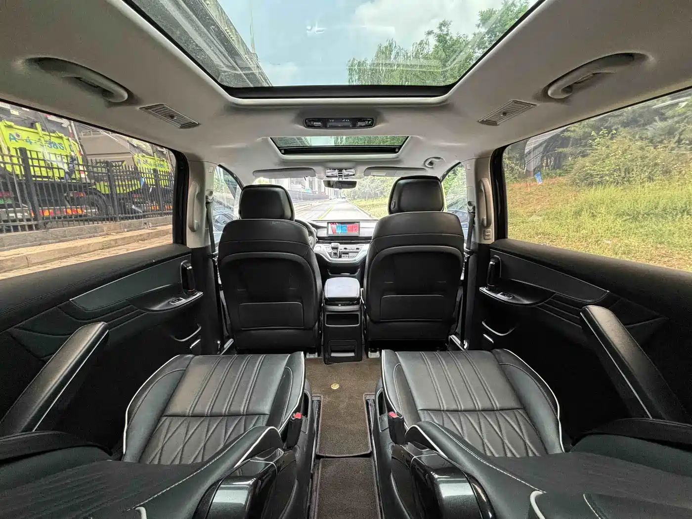 Roewe iMAX8 2021 2021 400TGI Flagship