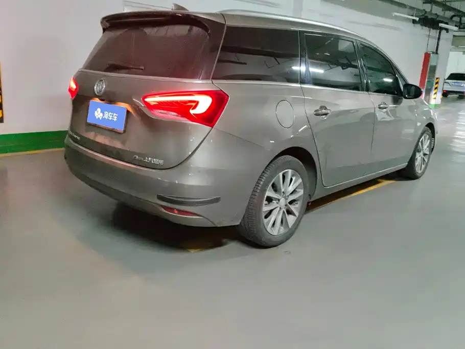 Фото 3 - Buick GL6