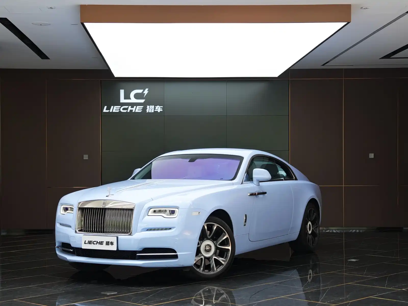Фото 1 - Rolls-Royce Wraith