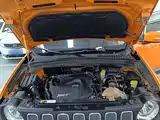 Photo 20 - Jeep Renegade