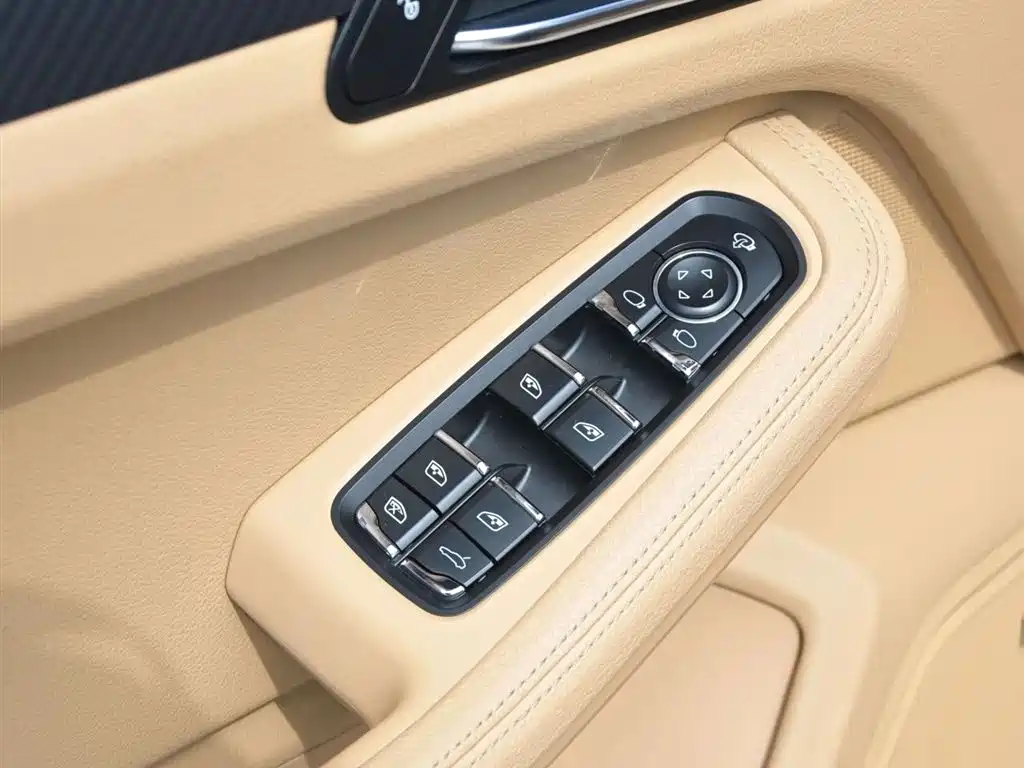 Porsche Macan 2014 Macan 2.0T фото 13