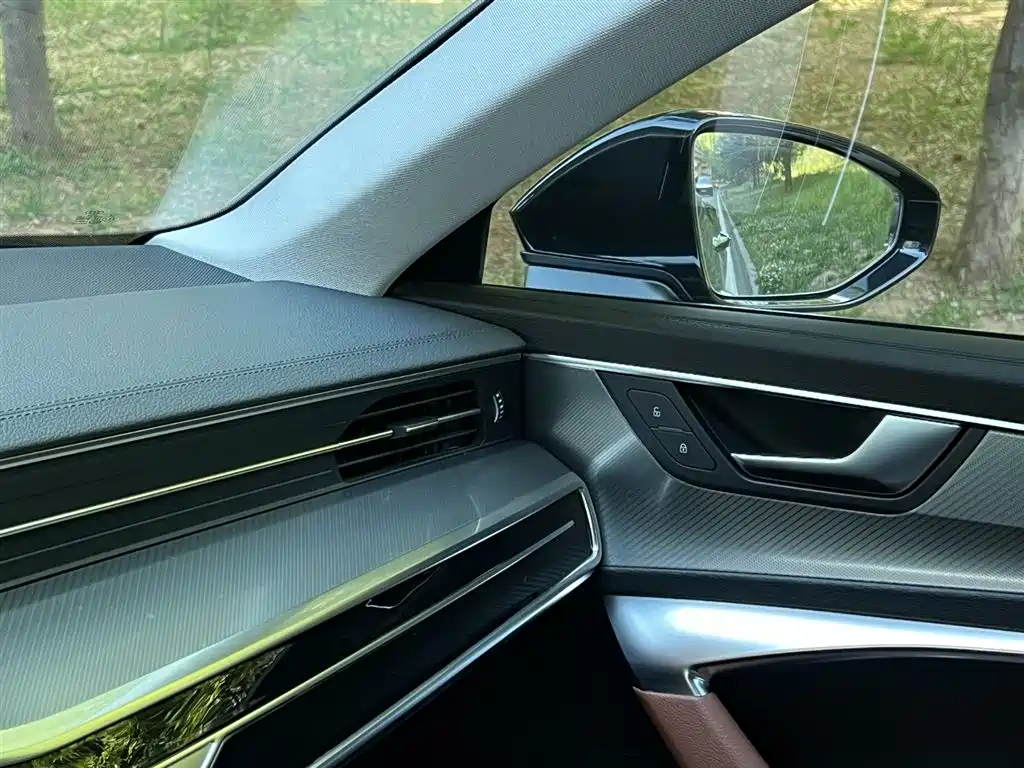Audi A6L 2019 45 TFSI Premium Elegance фото 9