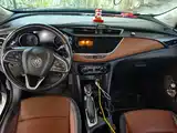 Photo 12 - Buick Encore GX
