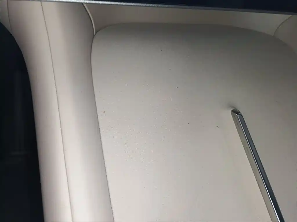 Xiaomi Auto Xiaomi YU7 2025 Extended Range RWD Edition фото 13