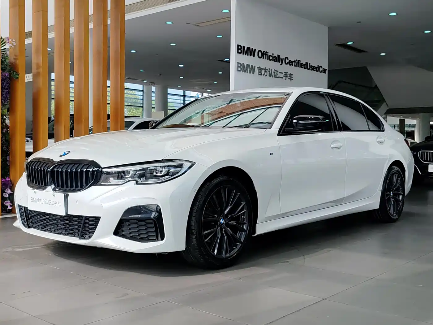 BMW 3 Series 2022 325Li M Sport Shadow Edition