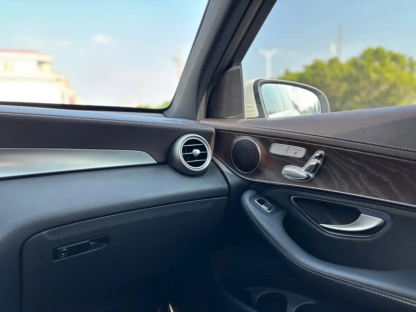 Mercedes-Benz GLC 2020 Facelift GLC 300 L 4MATIC Dynamic фото 15