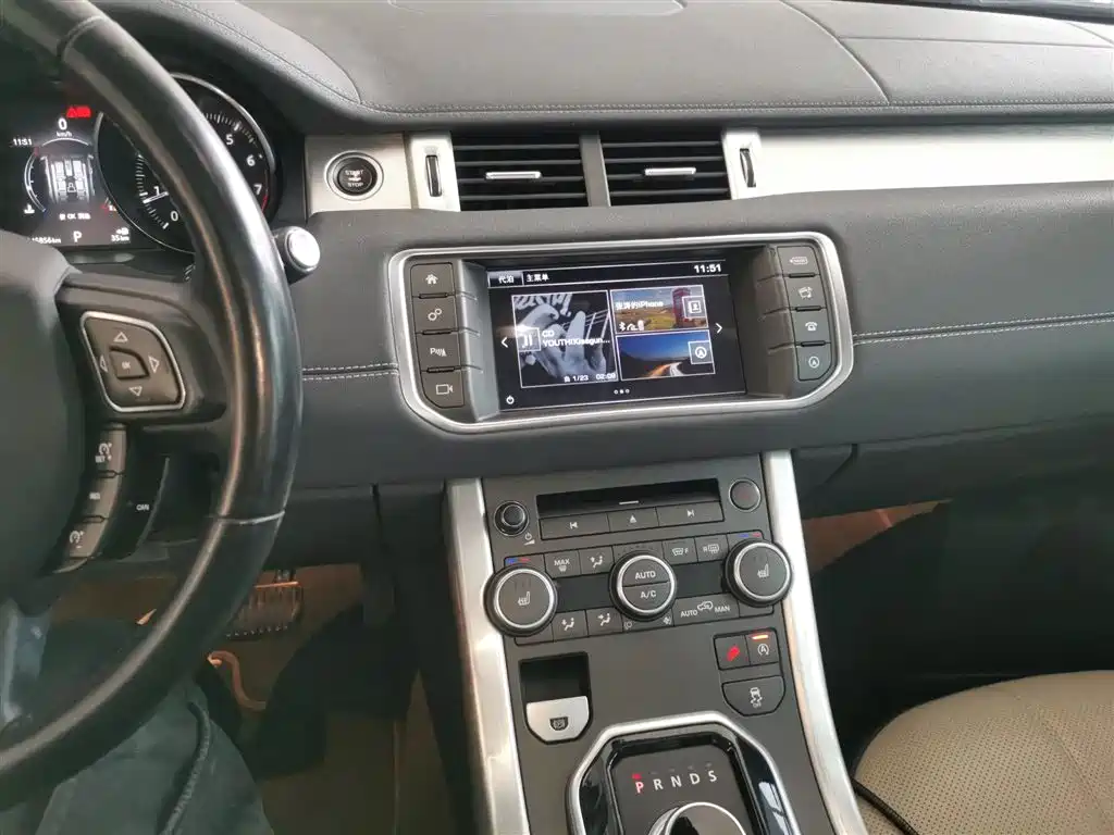 Land Rover Range Rover Evoque 2016 2.0T SE PLUS ZhiXiang фото 9