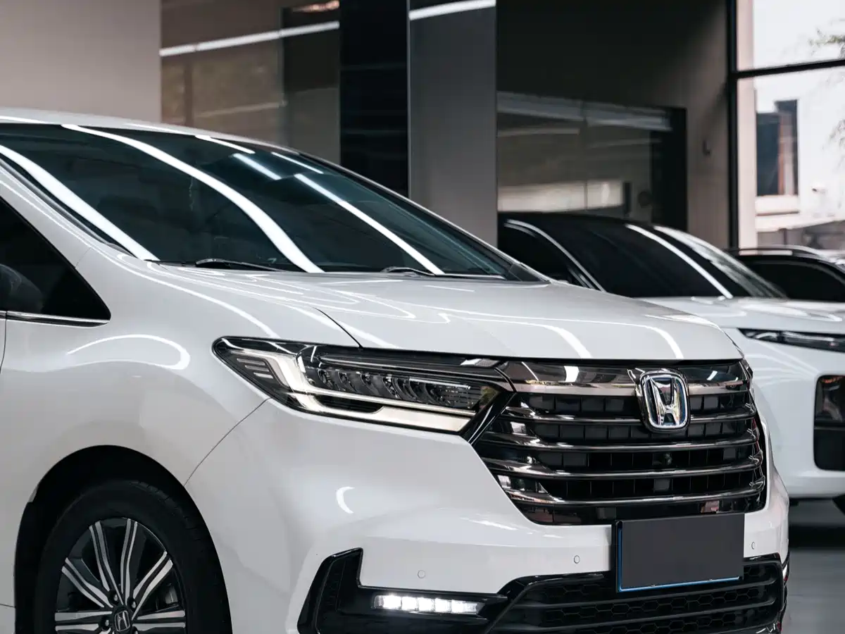 Honda Odyssey 2022 2.0L e:HEV Sharp·Enjoyment Edition фото 7