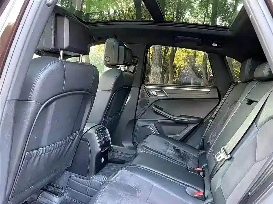 Porsche Macan 2018 Macan 2.0T фото 20