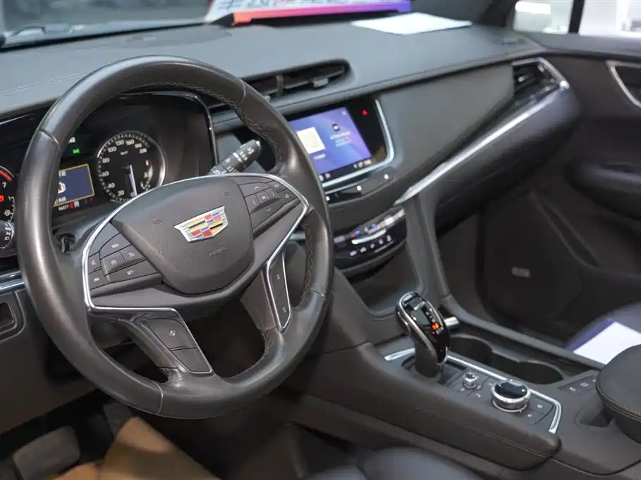 Cadillac XT5 2020 28T AWD Luxury Model фото 6