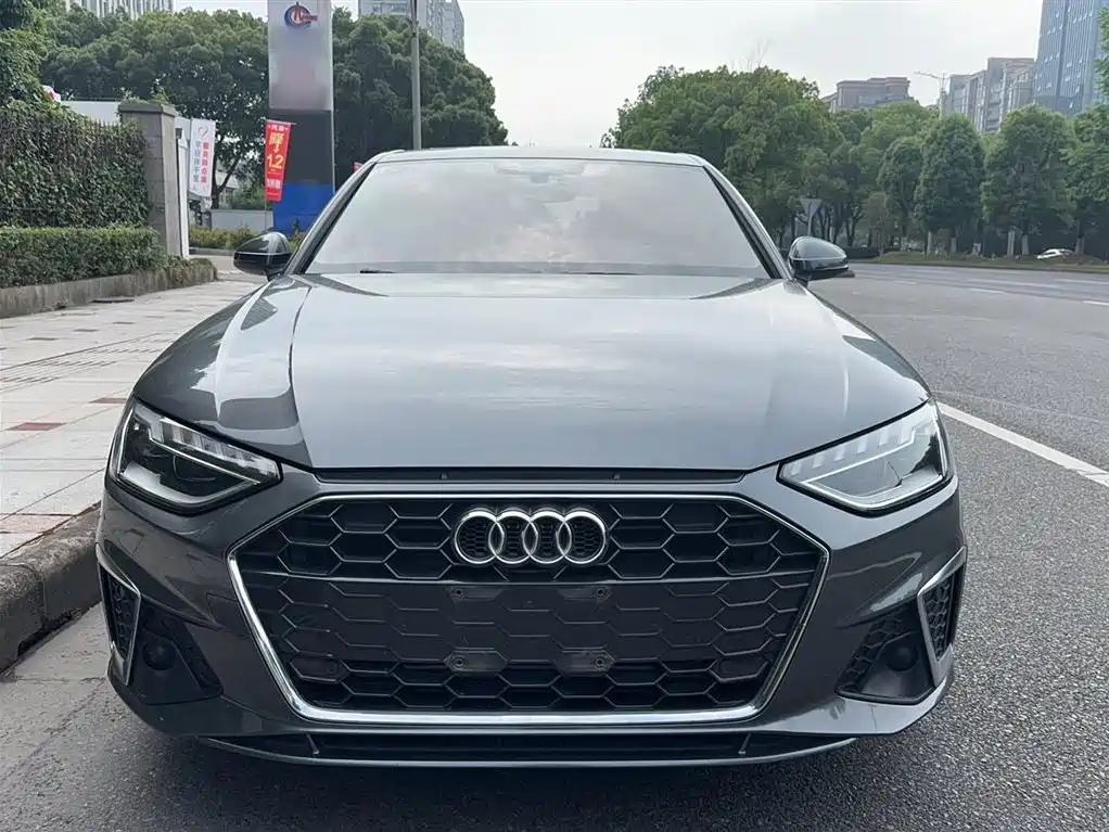 Audi A4L 2020 40 TFSI Fashion Dynamic Edition фото 11