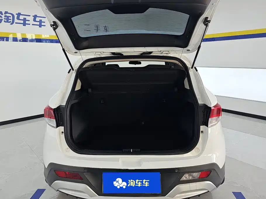 Soueast DX3 2017 2016 1.5L Manual Luxury